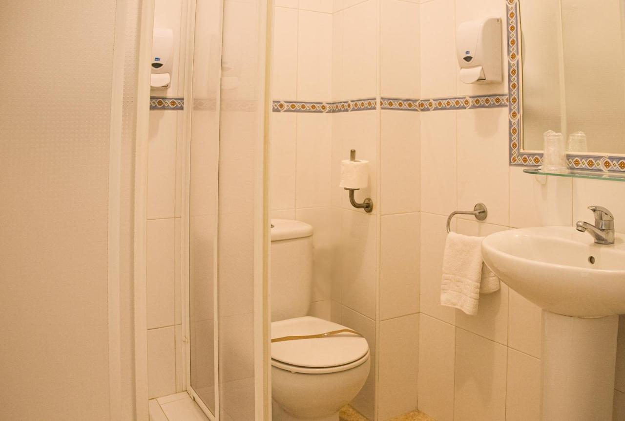 Hostal Patio Andaluz Punta Umbría Dış mekan fotoğraf