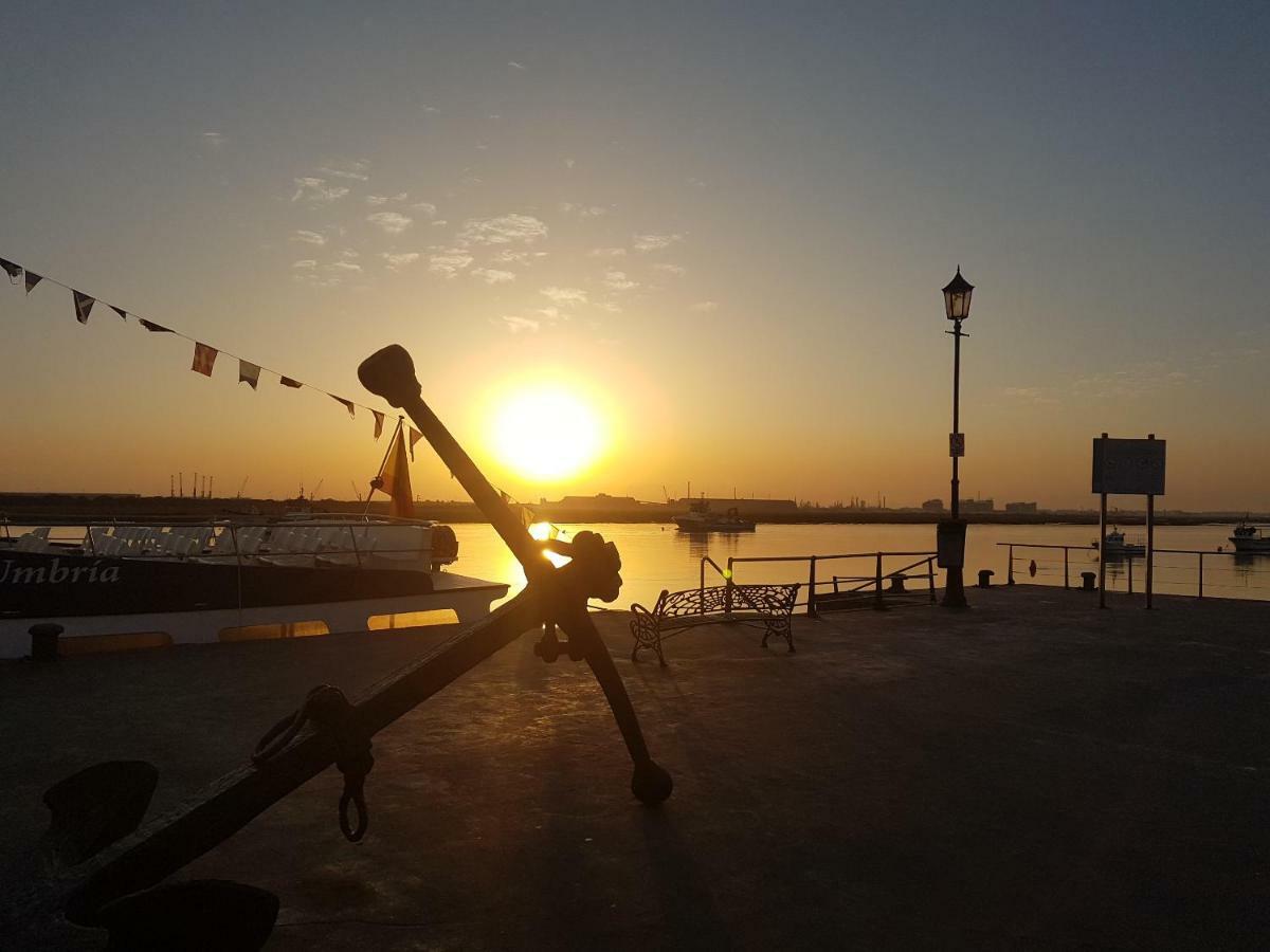 Hostal Patio Andaluz Punta Umbría Dış mekan fotoğraf